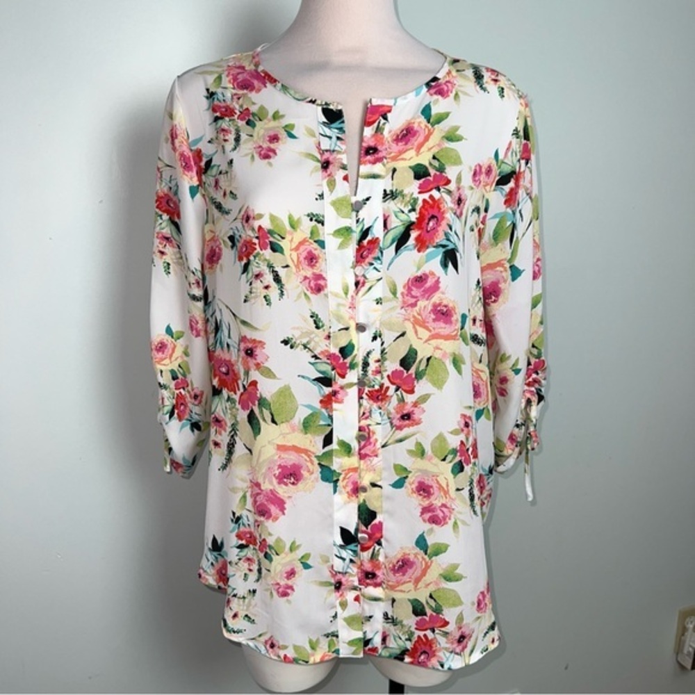 Floral Women's Top - White and Pink